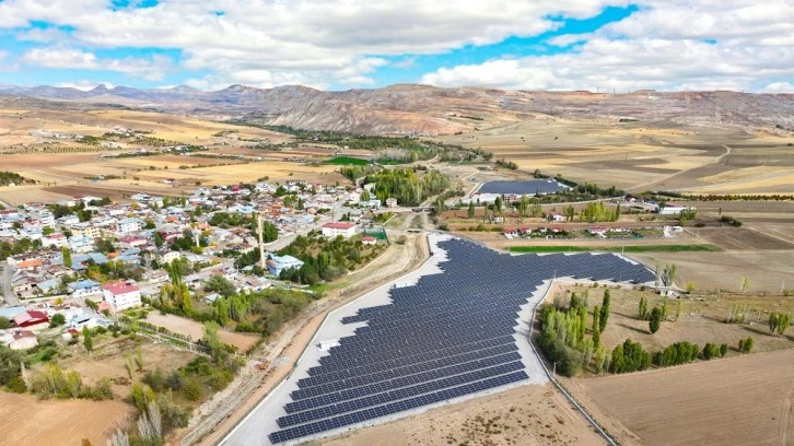 Toprağa Panel Ekip Enerji Biçti, Kazanan Ülke Oldu