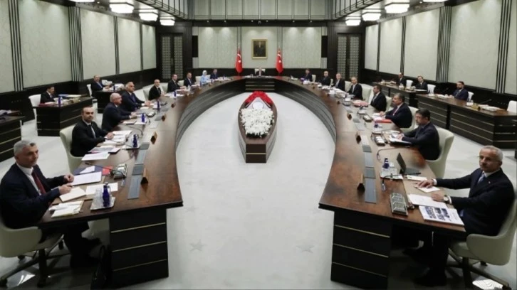 Kabine Yeniden Toplanıyor Masada Emekli Aylıkları Var! 