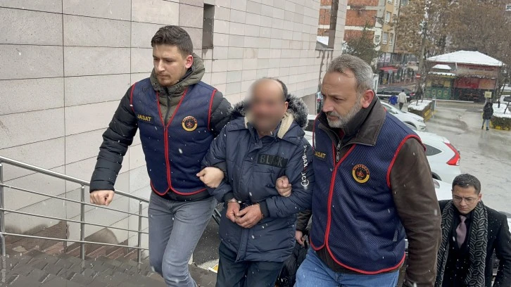 Kardeşini Öldürüp Parçalara Ayıran Şüpheli Adliyeye Sevk Edildi