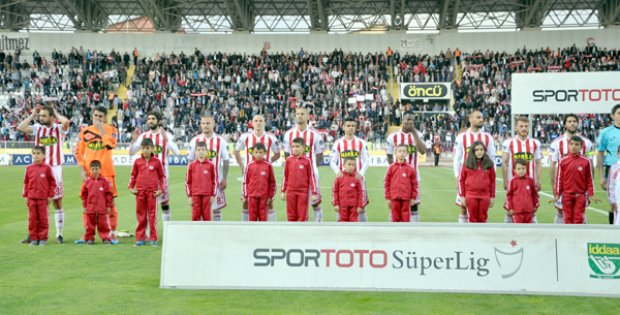 Futbolun Sert Çocukları Forvetler!
