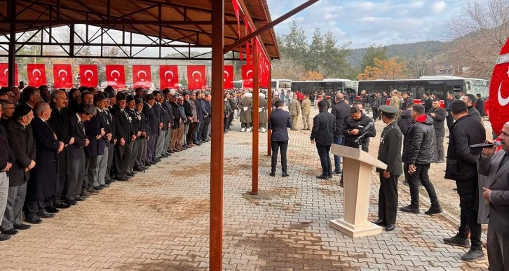 Şehit Sözleşmeli Er Müslüm Özdemir Son Yolculuğuna Uğurlanıyor