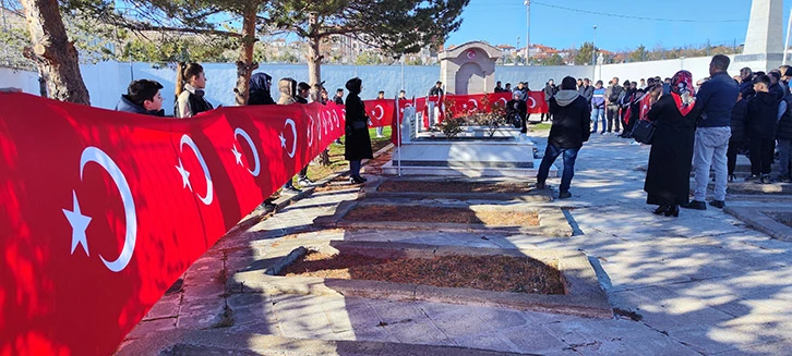 Sivas'ta Şehitler İçin Yürüyüp, Terörü Lanetlediler