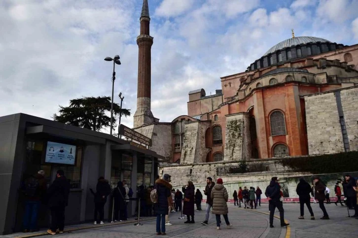 Ayasofya'daki Galeri Katını Ziyaret 25 Avro