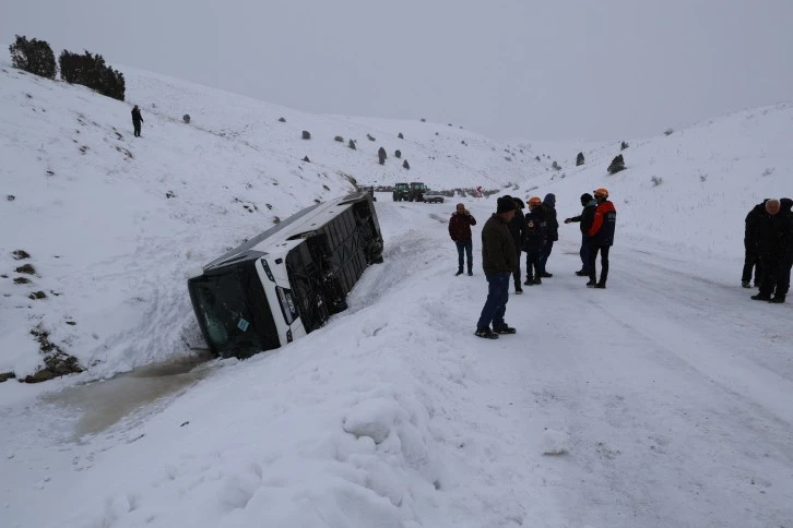 Sivas'taki Kazaya İlişkin Detaylar Ortaya Çıktı: 20 Yaralı 2'si Ağır 