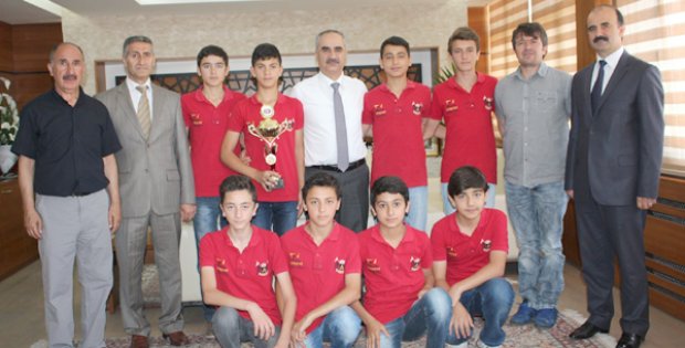 Şampiyonlardan Ziyaret