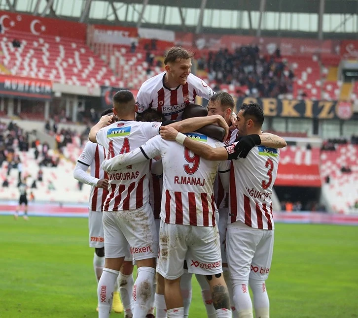 SİVASSPOR’DA GÜNDEM KUPA!