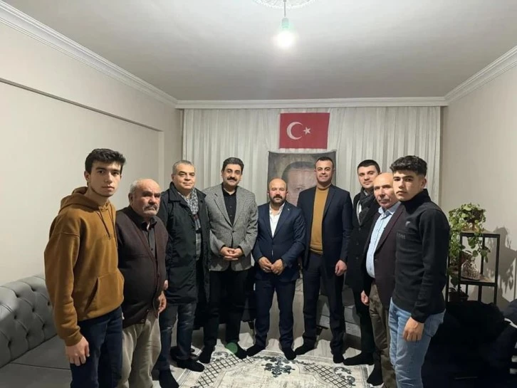 Ak Partili Vekilden Mahalle Temsilcilerine Ziyaret 