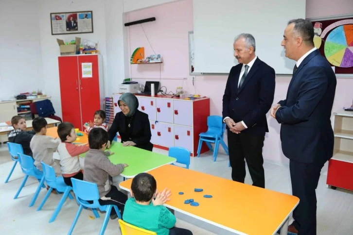 Sivaslı Vekil Öğrencilerle Buluştu