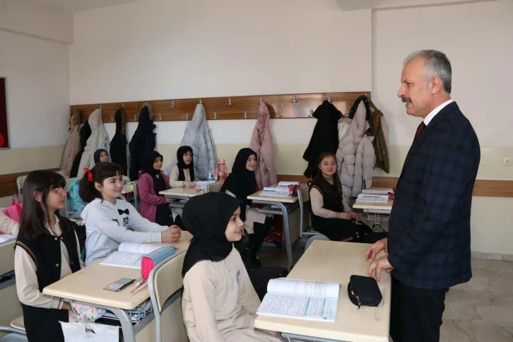 Ahlaklı Nesil Çok Önemli