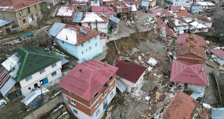 Komşu İlimizdeki Toprak Kaymasıyla İlgili Korkutan İddia!