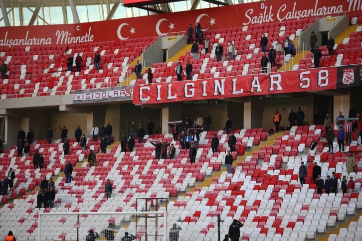 Sivasspor-Rizespor Maçını Kaç Kişi İzliyor?