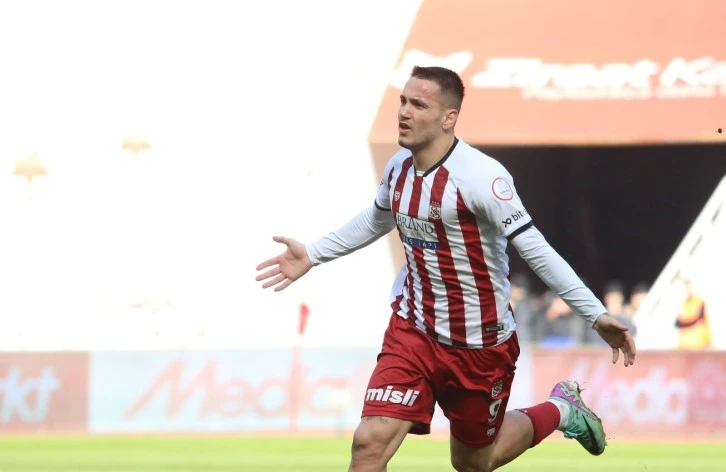 SİVAS'TA ÇAYLAR  MANAJ’DAN!