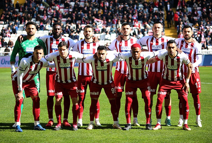 Sivasspor Evinde Kaybetmiyor!