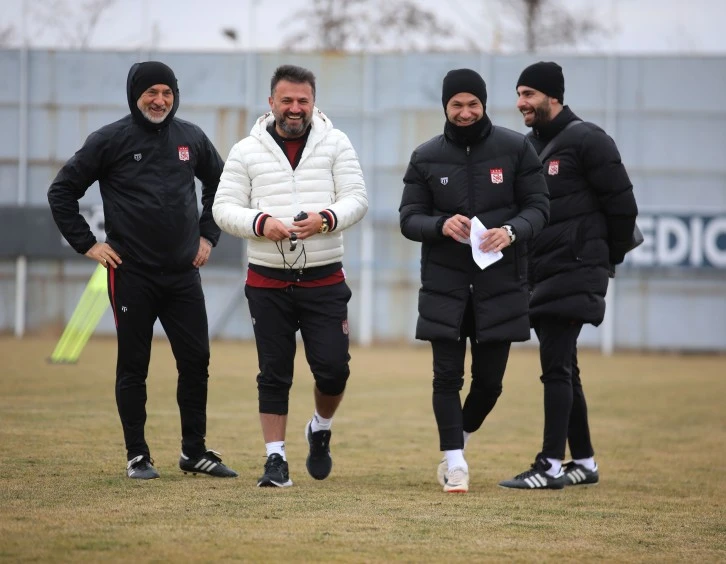 Sivasspor’da Neşeli Antrenman
