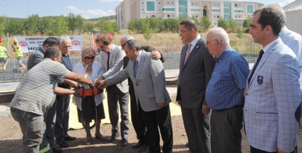 CÜ Vakfına Yeni Bir Okul 