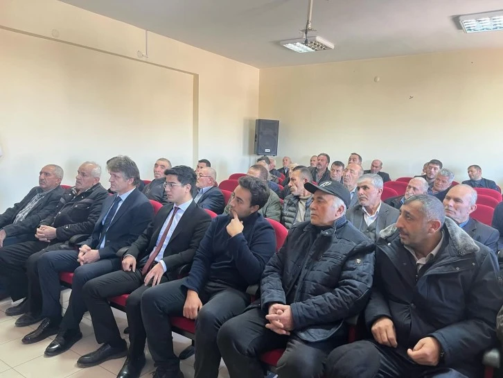 Akıncılar'da Muhtarlar Tularemi Hastalığıyla İlgili Bilgilendirildi