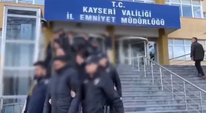 'Sibergöz-22' Operasyonunda 14 Tutuklama