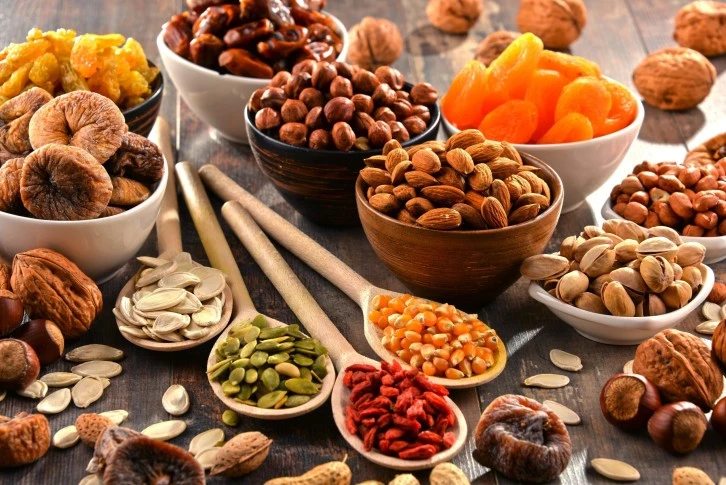 Uzmanı Açıkladı Kuruyemişler Fazla Yenilirse Ne Olur? 