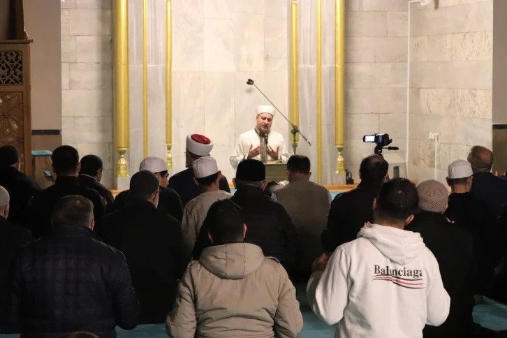 Sivas'ta Şehitlerimiz için Dua Edildi 