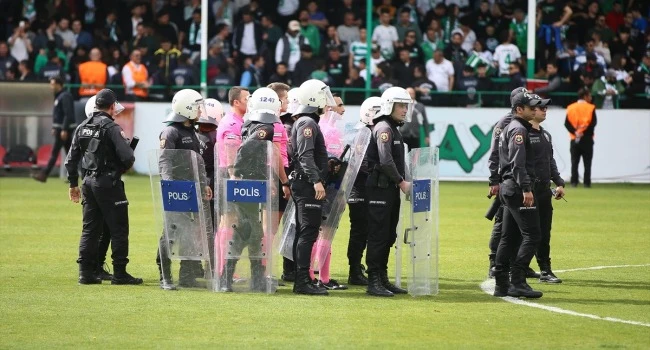Futbolda Yine Görmek İstemediğimiz Hareketler 