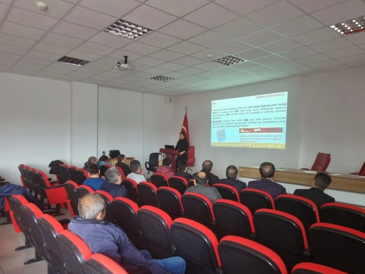 Ulaş'ta Çiftçilere Hububat Zararlıları ve Hastalıklarının Önlenmesi Anlatıldı