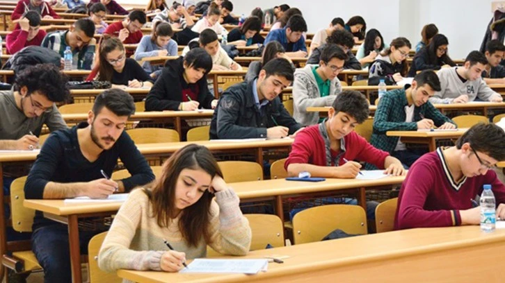 YKS’ye 3 Milyon 36 Bin 945 aday Başvurdu