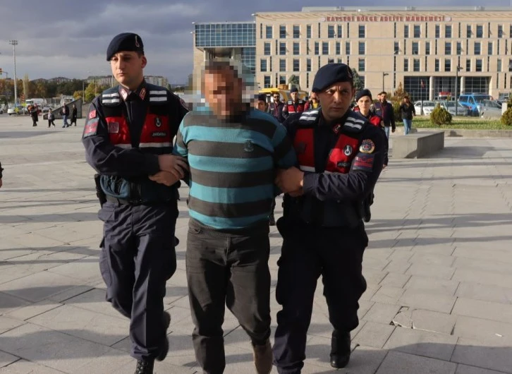 Para İçin Komşusunu Öldüren Sanığa Müebbet! 