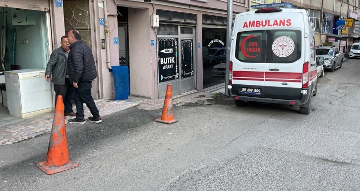 3’üncü Kattan Düşen Bebeği Tente Kurtardı
