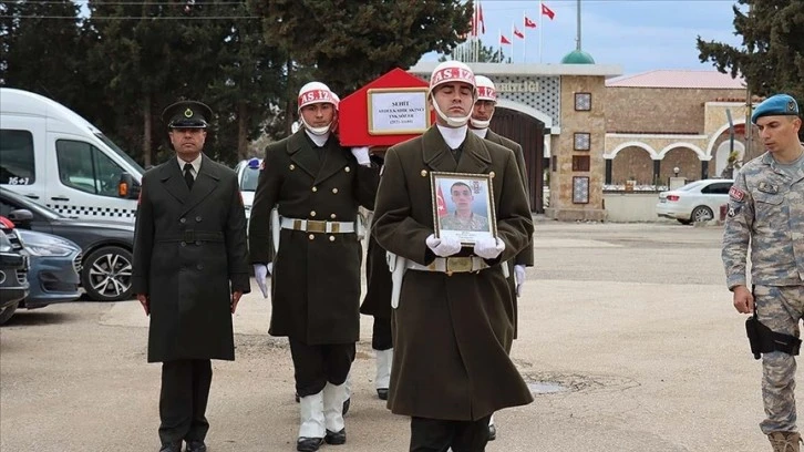 Şehit Sözleşmeli Er Abdulkadir Akıncı  son yolculuğuna uğurlandı