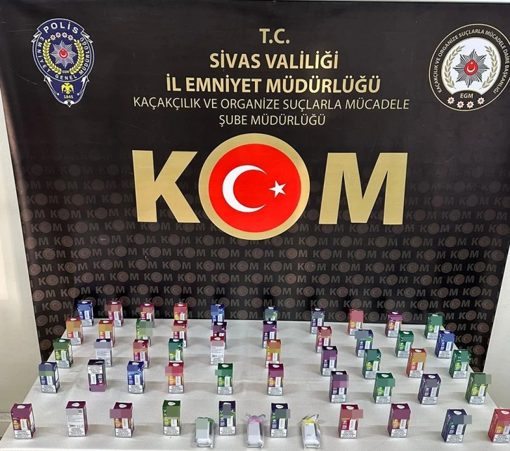 53 Kaçak Elektronik Sigara Ele Geçirildi