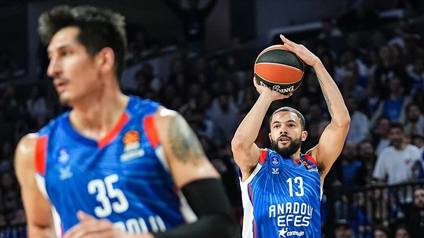 Anadolu Efes Zorlu İspanya Deplasmanında 