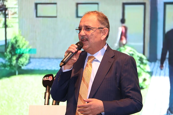 Bakan Özhaseki: 'Kentsel Dönüşüm Şart'