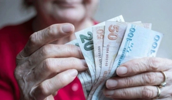 Emeklilerin İkramiye Ödemeleri Başladı 