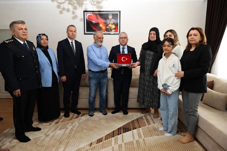 Şehit Ailesine  Bayram Tebriği 