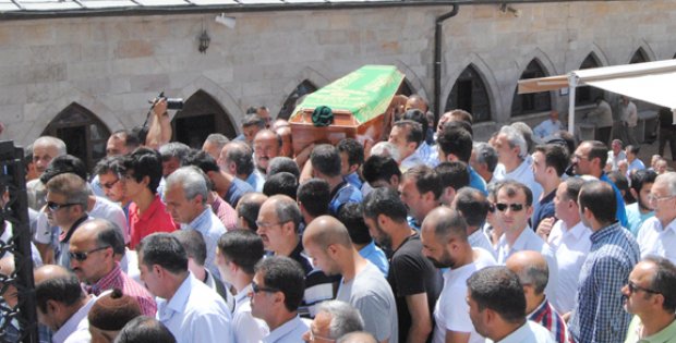 Sivas Demir Abisini´ Kaybetti