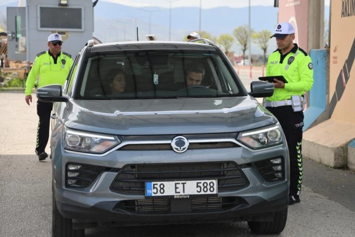 Tatil Dönüşünde Trafik Denetimleri Arttı