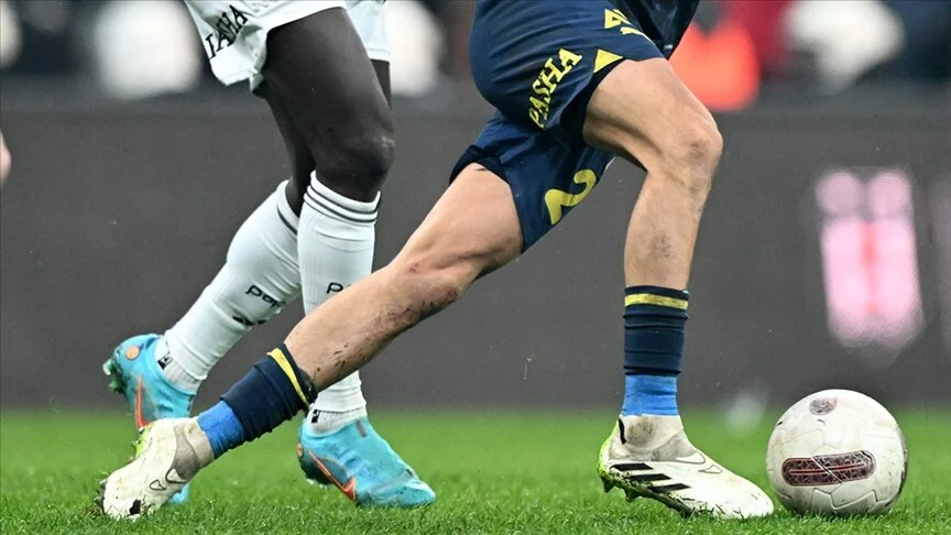 Fenerbahçe-Beşiktaş Derbisi 27 Nisan'da Oynanacak