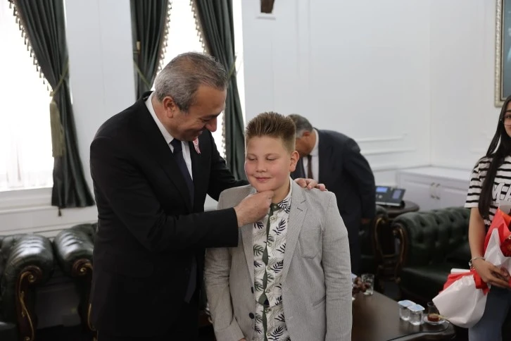 Miniklerden Adem Uzun'a Ziyaret 