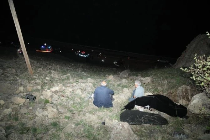 Feci Kaza: Araç Takla Attı, 3 Kişi Yaşamını Yitirdi 