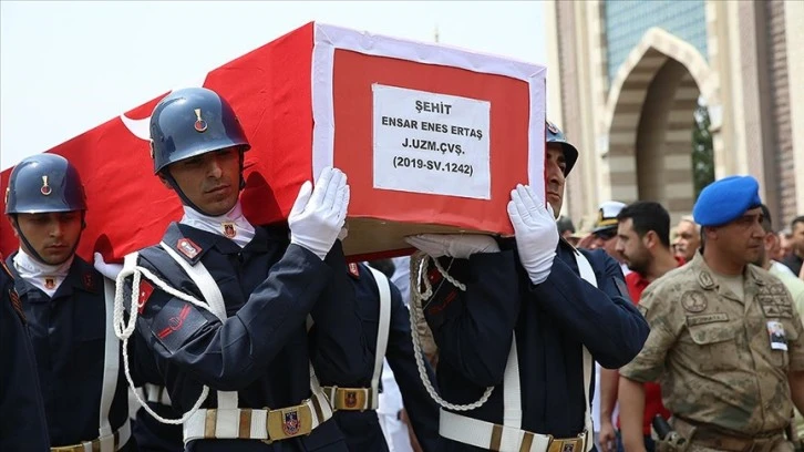 Türkiye Şehitlerini Son Yolculuğuna Uğurladı 
