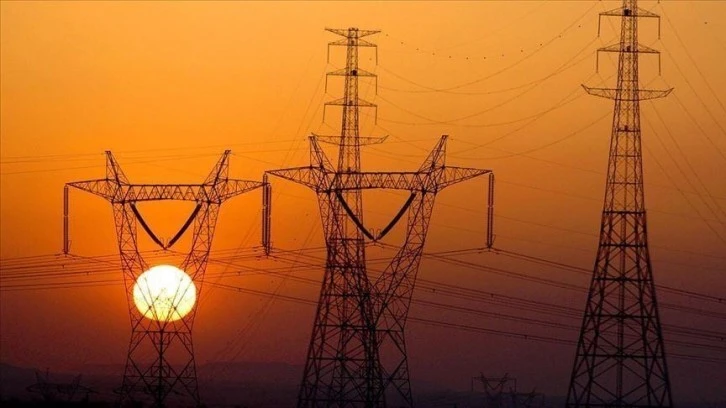 'Elektrikte Kurulu Gücün 210,8 Gigavat Olması Öngörülmektedir'
