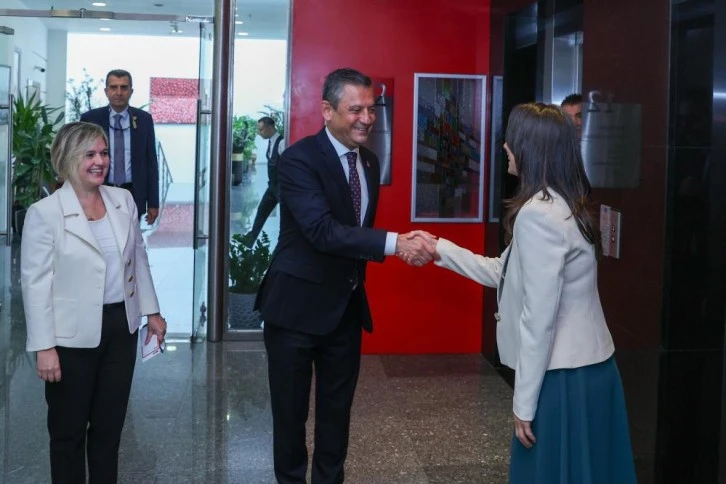 DEM Parti’den CHP’ye ziyaret