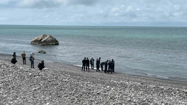 Zonguldak'ta sahilde kadın cesedi bulundu