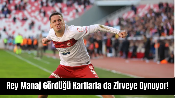 Rey Manaj Gördüğü Kartlarla da Zirveye Oynuyor! 