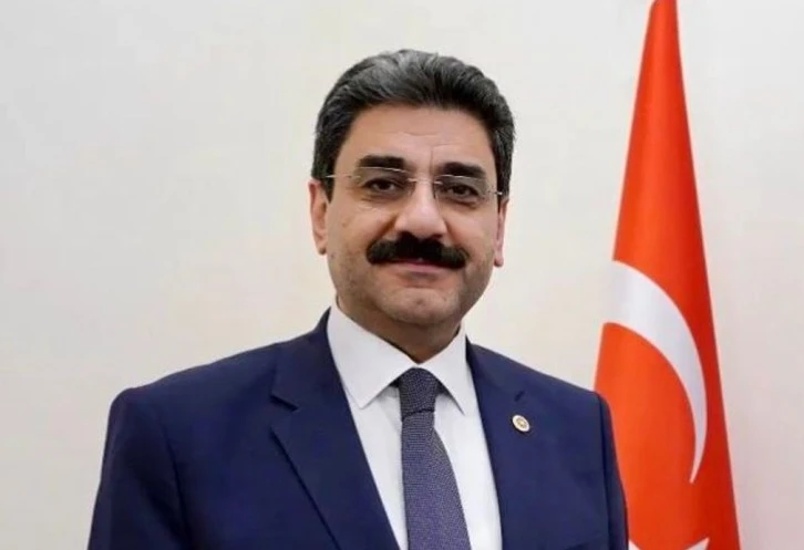Aksu, Eczacıları Unutmadı 