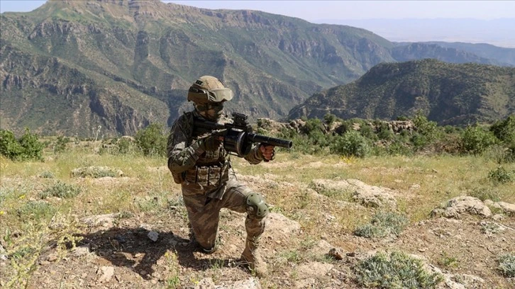 Pençe Kilit Operasyonunda 1000 Terörist Etkisiz'leş'tirildi
