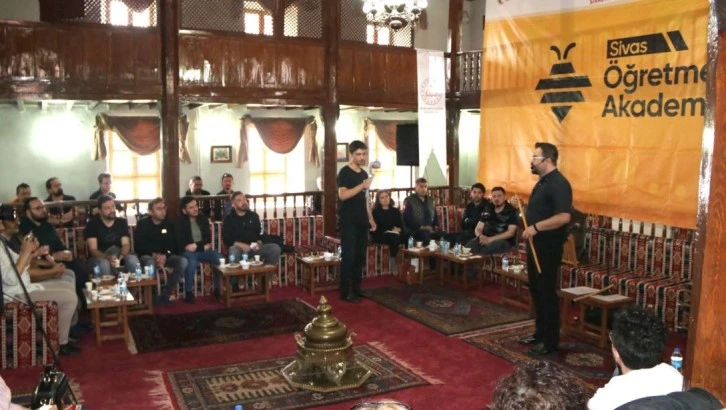 Müzik Akademisi  Devam Ediyor