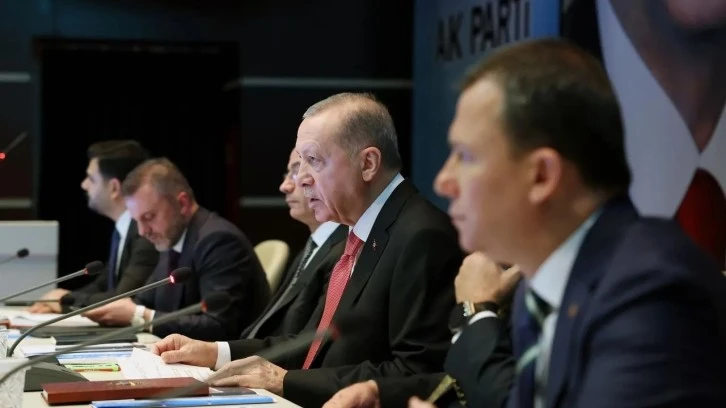 AK Parti'de MKYK Toplantısı Başladı 