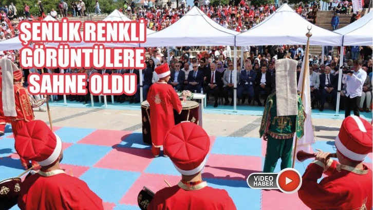 Şenlik Renkli Görüntülere Sahne Oldu