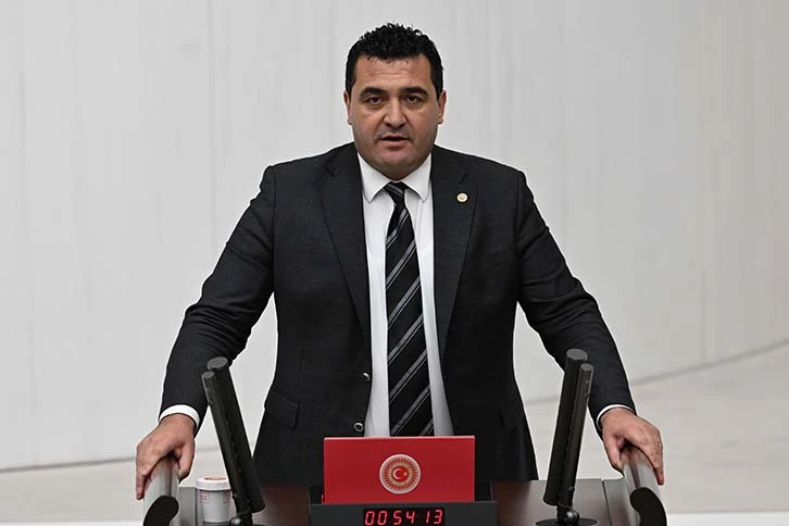 Babalarımıza Vefamızı Her Zaman Göstermeliyiz
